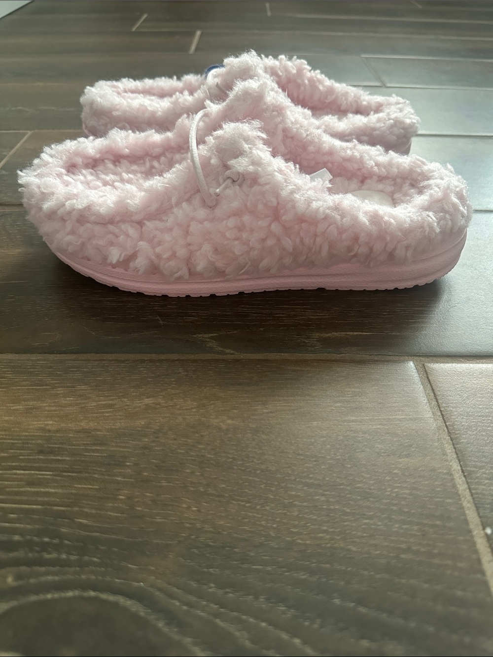 HEYDUDE Wendy Slipper Light Pink Faux Fur Fuzzy Slip On Shoes Mule Moccasin Mule - Picture 3 of 10